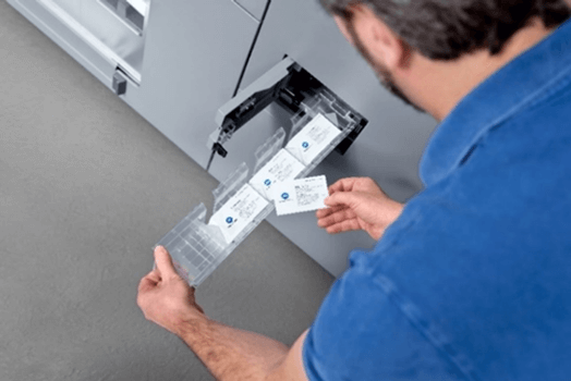 康鈦最新消息彩色數位印刷機搭配多功能裁切組件TU-510